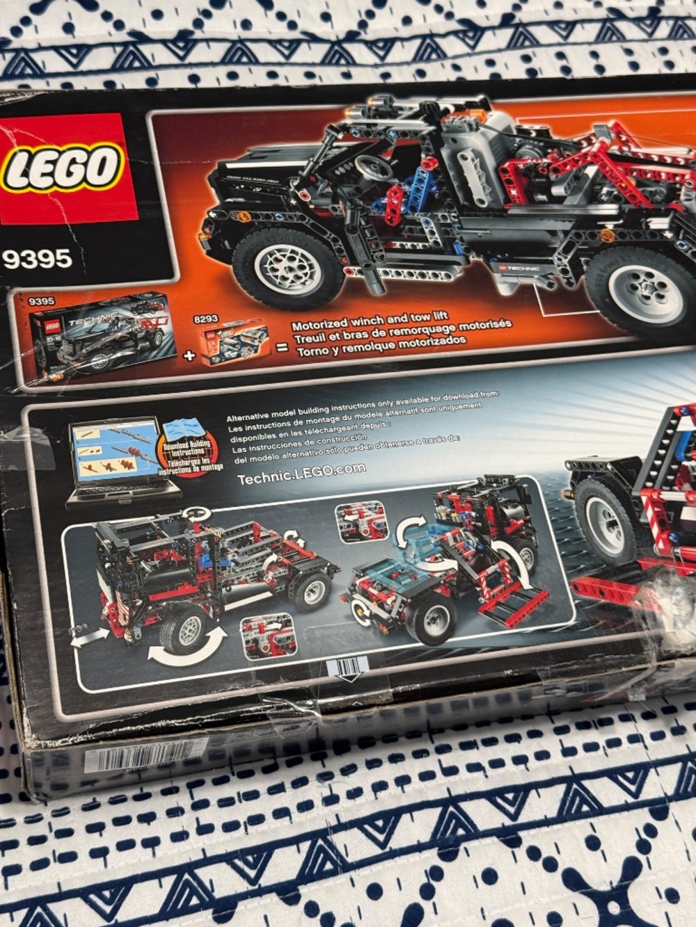LEGO Technic Pick-Up Tow Truck (Set 9395) and Power Functions Motor (Set 8293) - Picture 5 of 11